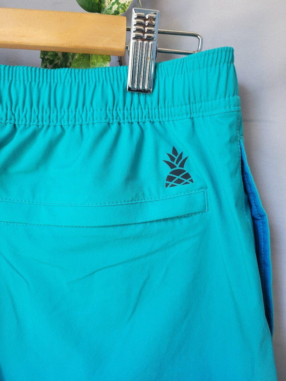 Chubbies The Good Boys Stretch Lined Performance Swim Short 7" Ombre Blue L - Picture 8 of 11